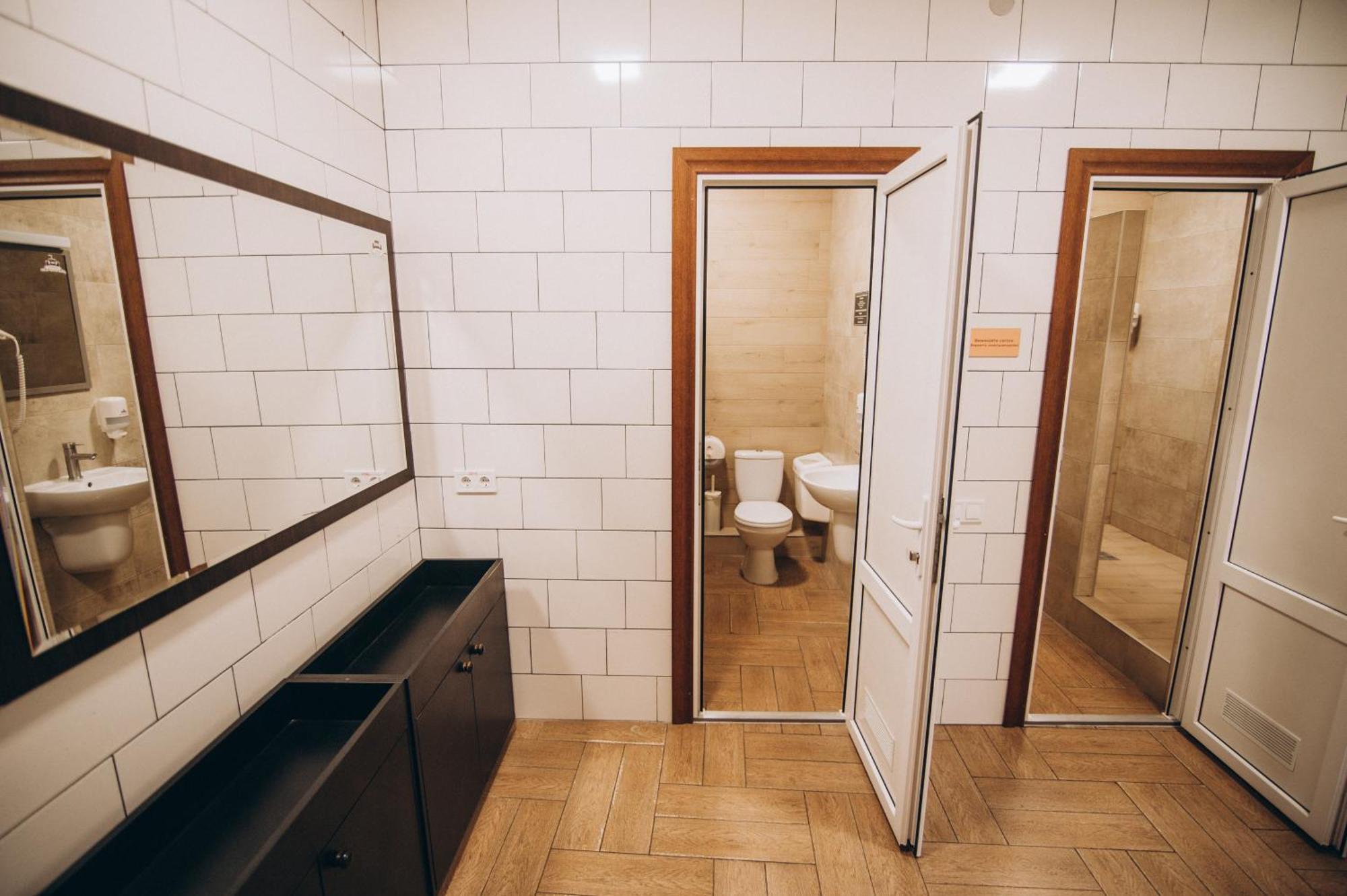 Хостел 24 Khmelʼnytsʼkyy Extérieur photo