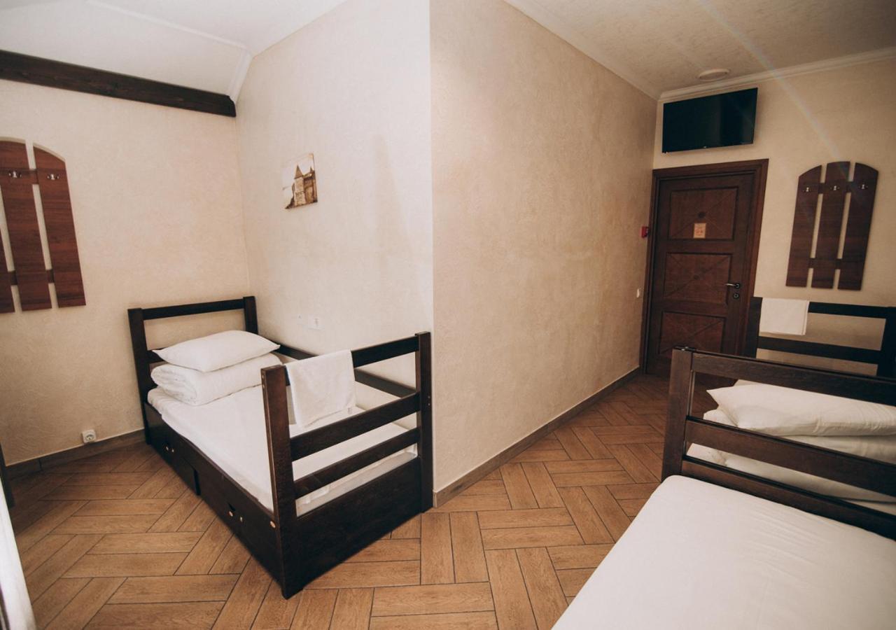 Хостел 24 Khmelʼnytsʼkyy Chambre photo